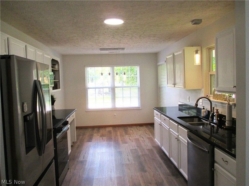2399 Marlborough Drive, Uniontown, OH 44685 Photo 14