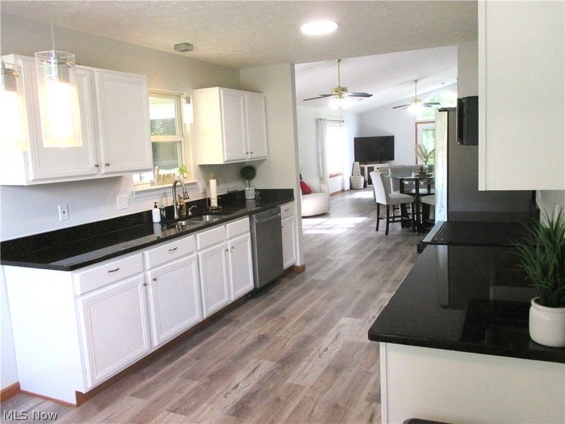 2399 Marlborough Drive, Uniontown, OH 44685 Photo 15