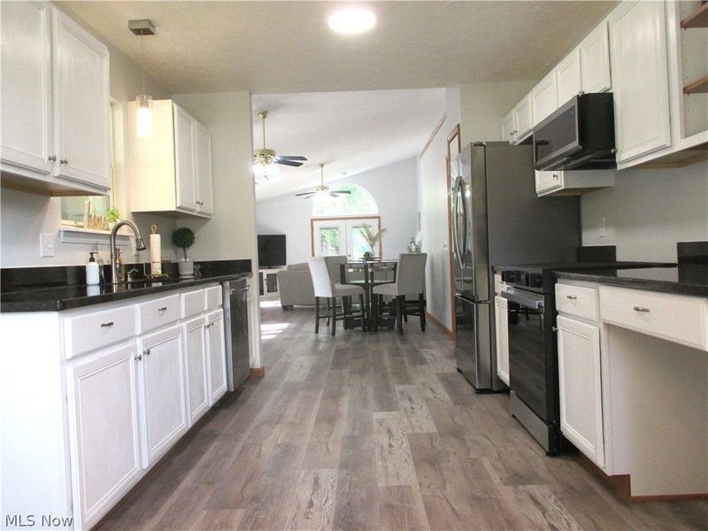 2399 Marlborough Drive, Uniontown, OH 44685 Photo 16