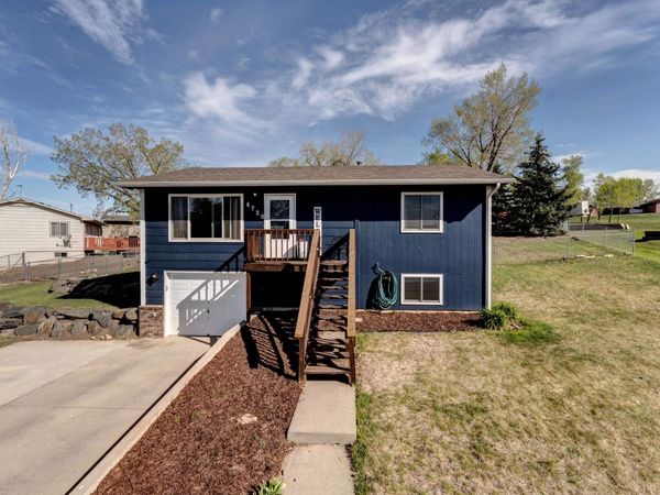4720 APRES VOUS CT, Rapid City, SD 57703