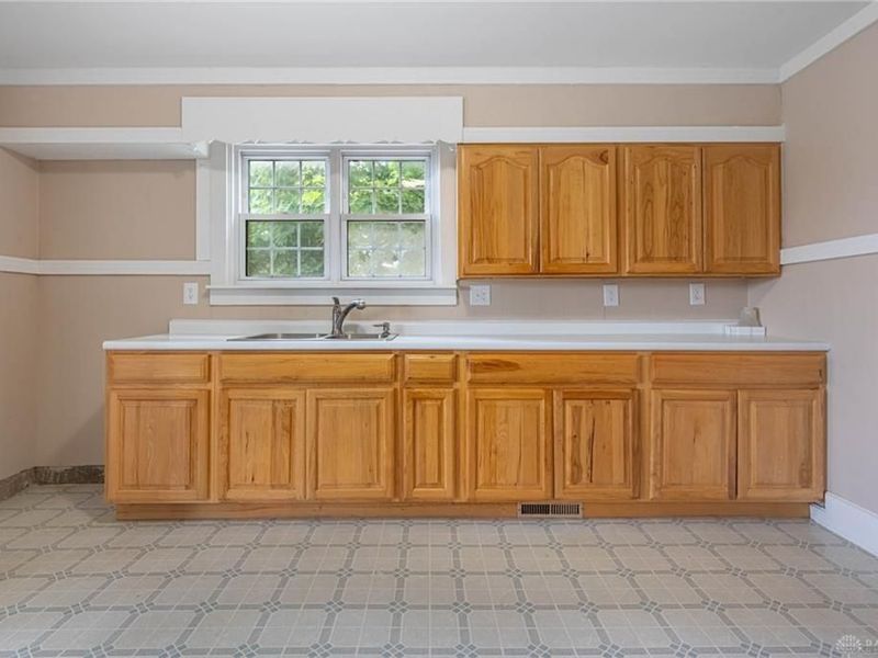 444 E Main Street, Saint Paris, OH 43072 Photo 11