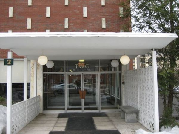 2 Hammond Pond Pkwy, Unit 602, Newton, MA 02467