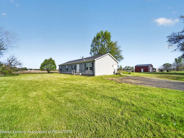 107 10 Mile Road, Union City, MI 49094