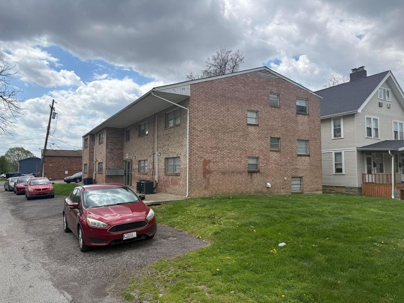 433 E 13th Avenue, Columbus, OH 43201 Photo 2