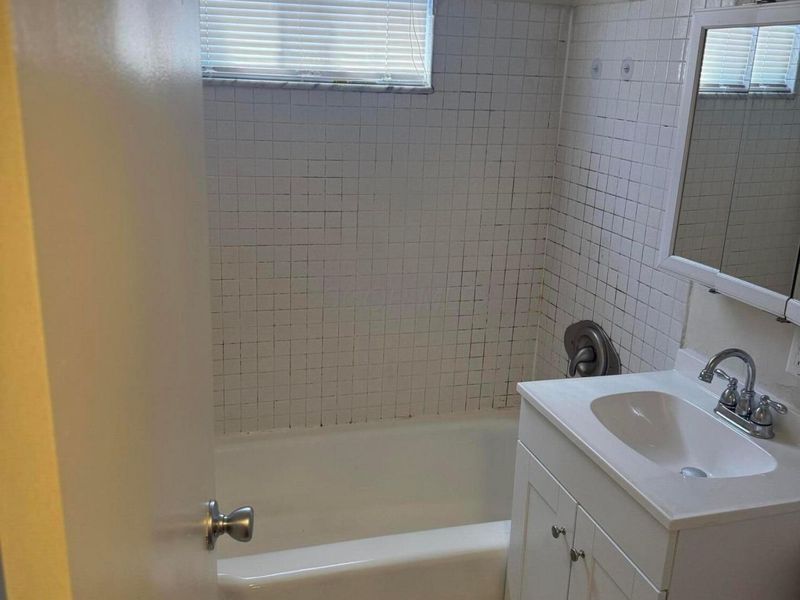 433 E 13th Avenue, Columbus, OH 43201 Photo 4