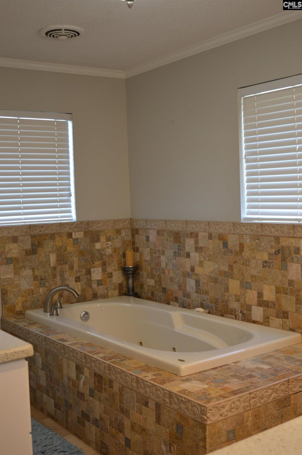 2242 Singleton Creek Road  Photo 34