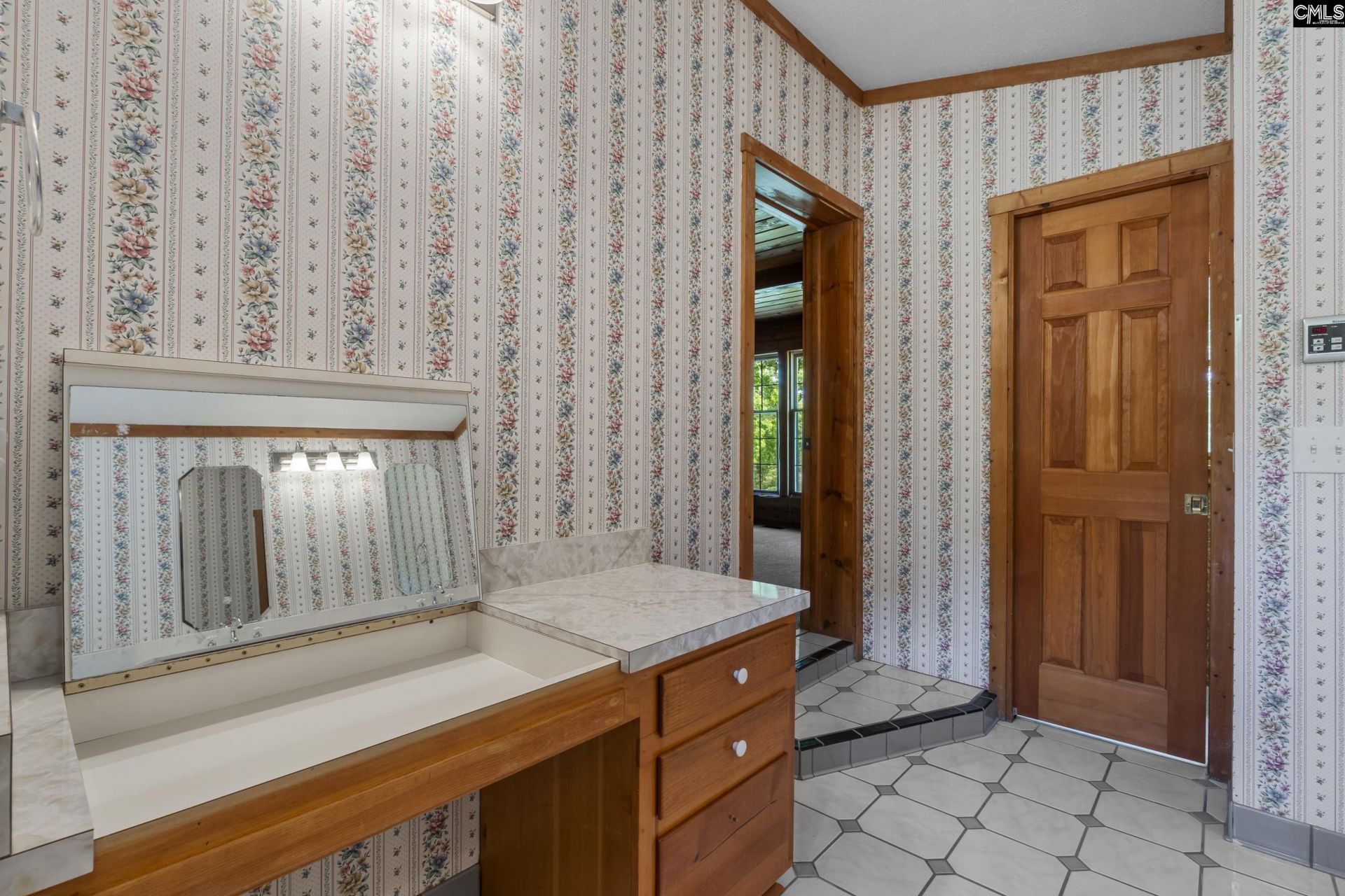 228 Shady Springs Road Photo 24