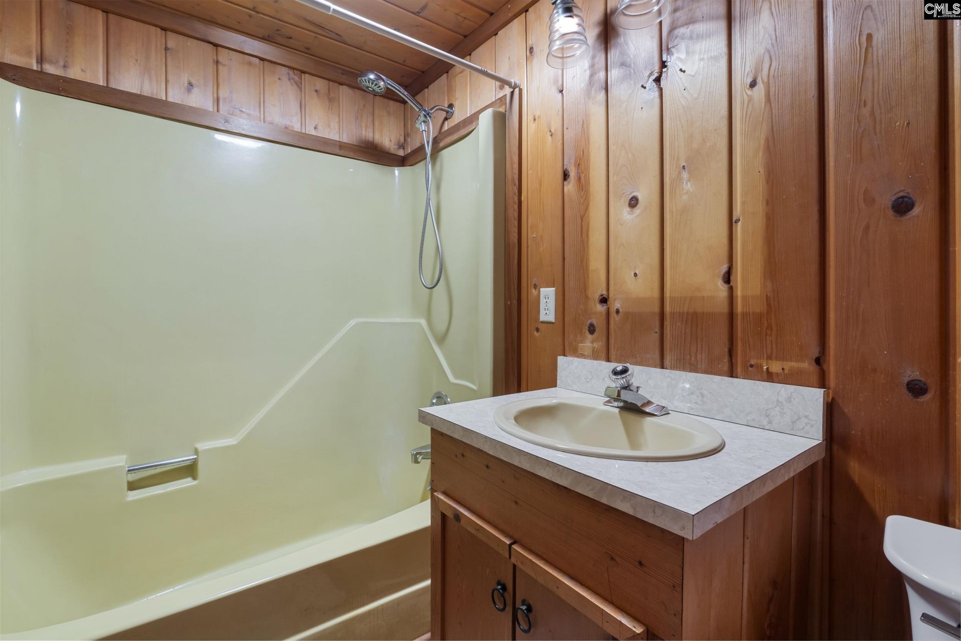 228 Shady Springs Road Photo 33
