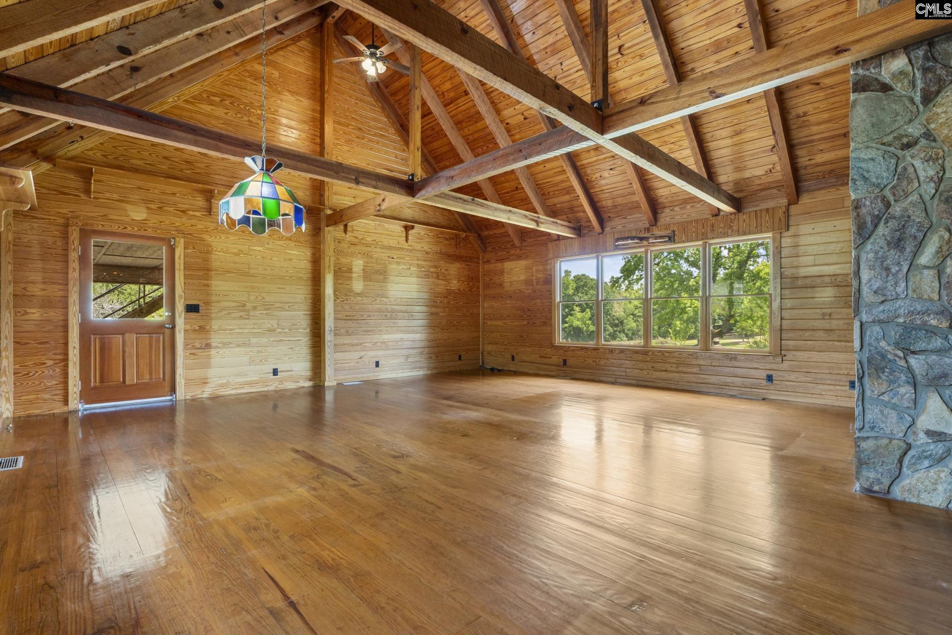 228 Shady Springs Road Photo 8