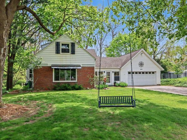 3009 Bronson Boulevard, Kalamazoo, MI 49008