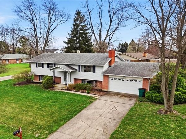 2761 La Cresta Drive, Beavercreek, OH 45431
