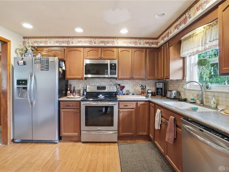 2761 La Cresta Drive, Beavercreek, OH 45431 Photo 19