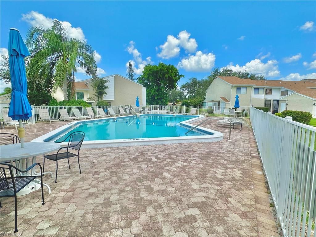 416 Bristle Cone Ln, Naples, FL 34113 Photo