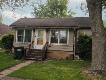 355 E Oregon Avenue, Sebring, OH 44672