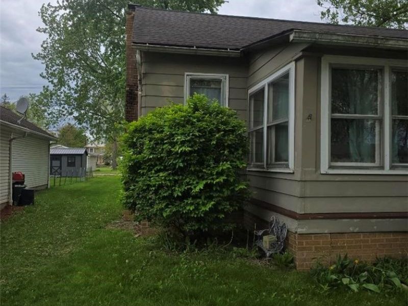 355 E Oregon Avenue, Sebring, OH 44672 Photo 8