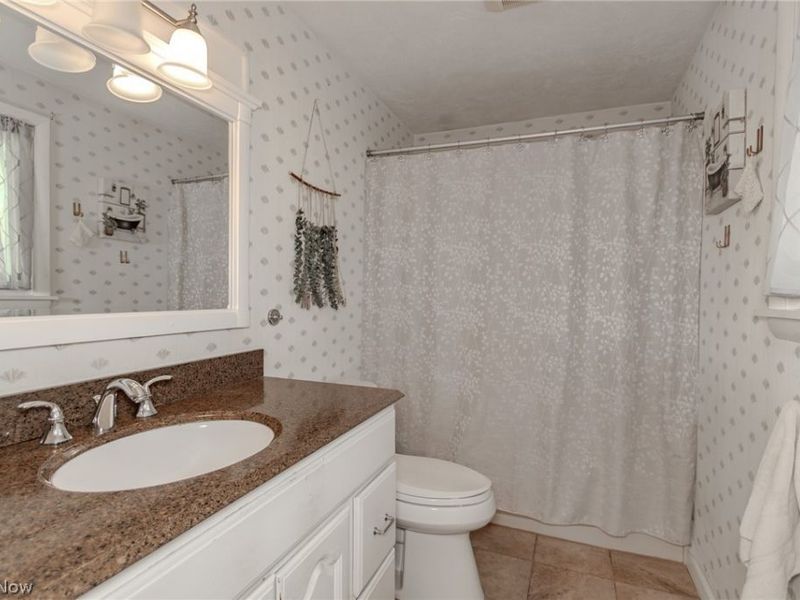 344 Karen Drive, Chardon, OH 44024 Photo 14