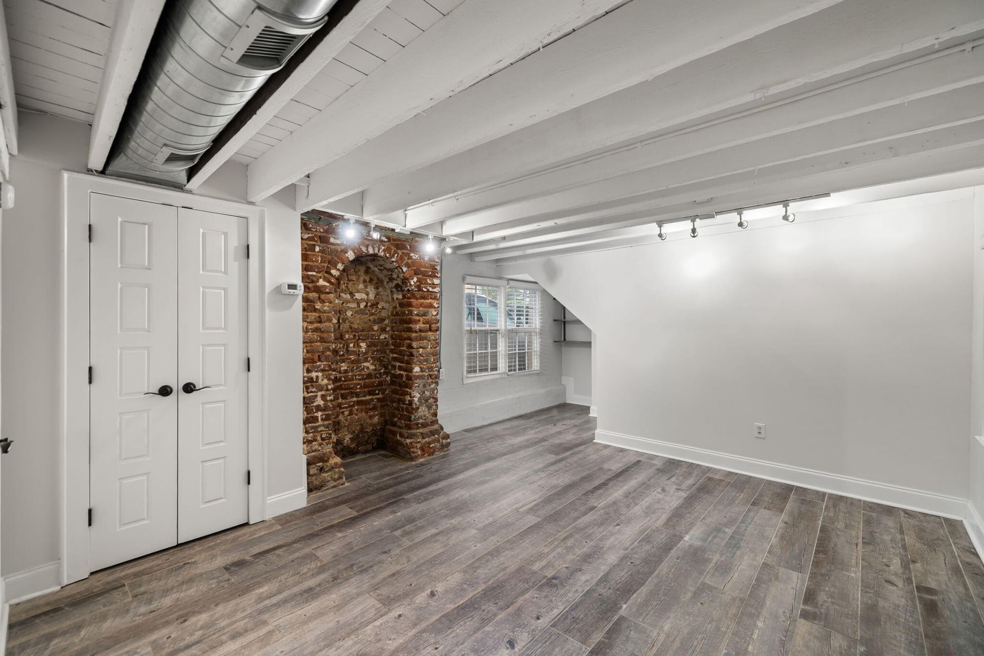 42 Vanderhorst Street Photo 24