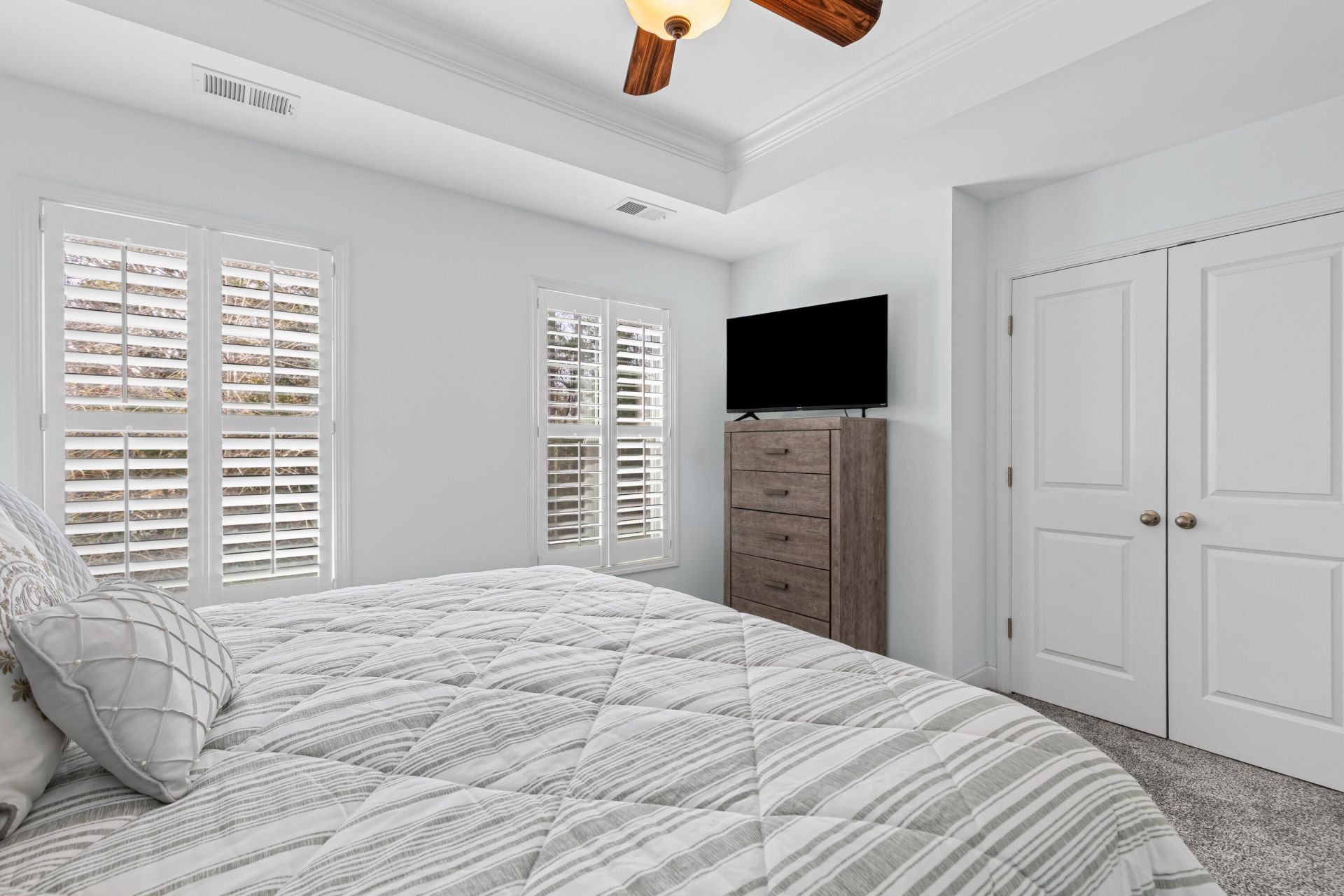 2068 Promenade Court Photo 19