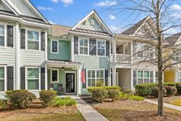2068 Promenade Court photo 4