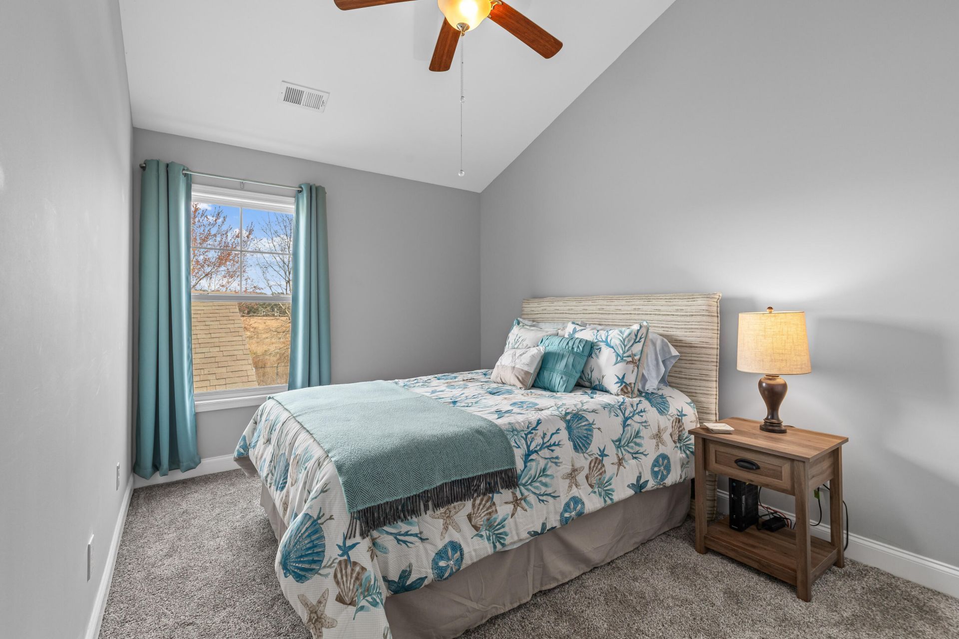 2068 Promenade Court Photo 20