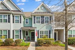 2068 Promenade Court photo 4