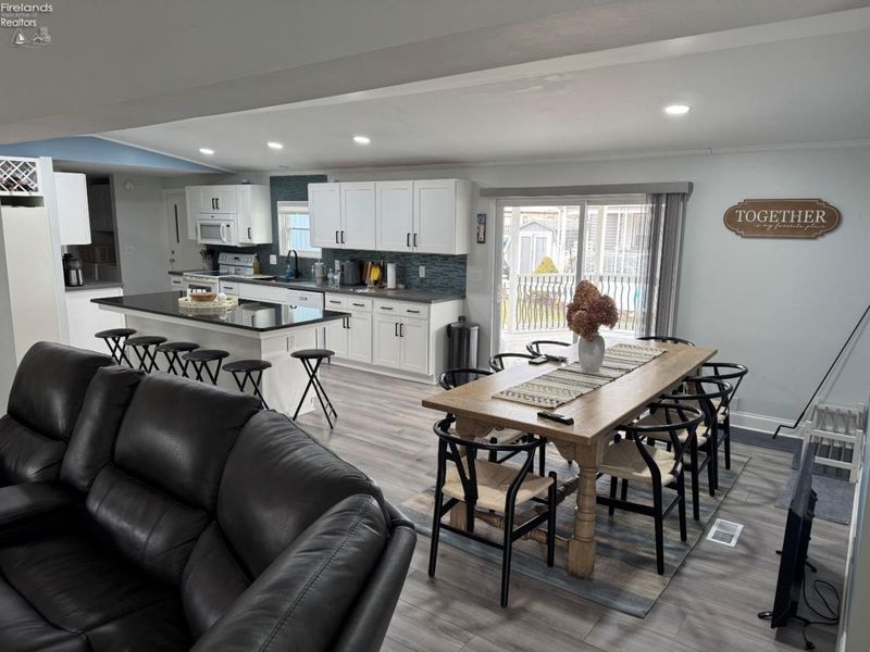 16 E Bass Circle, Lakeside, OH 43440 Photo 13