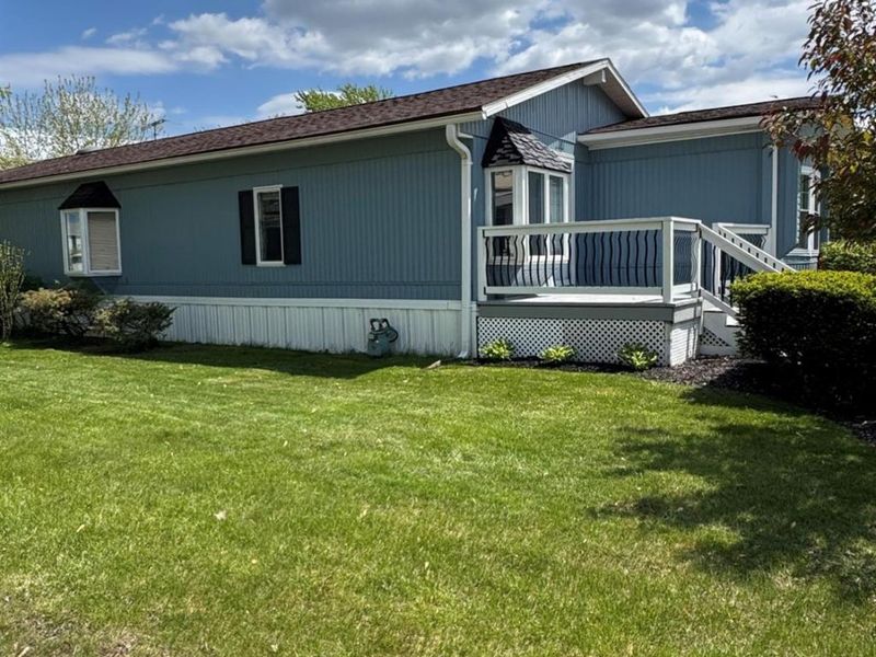 16 E Bass Circle, Lakeside, OH 43440 Photo 3