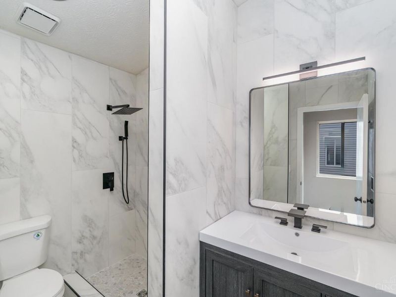 8480 Island Pines Place, Unit 8, Deerfield Twp., OH 45039 Photo 6