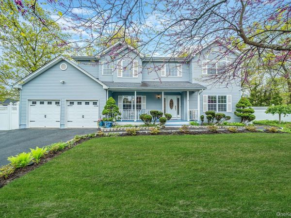 73 Elm Avenue , Coram, NY 11727