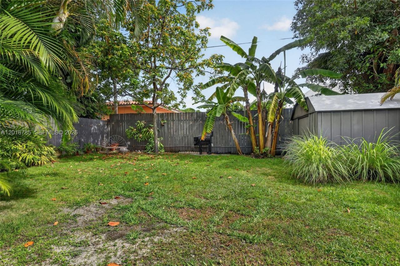 1871 SW 23rd St, Miami, FL 33145 Photo