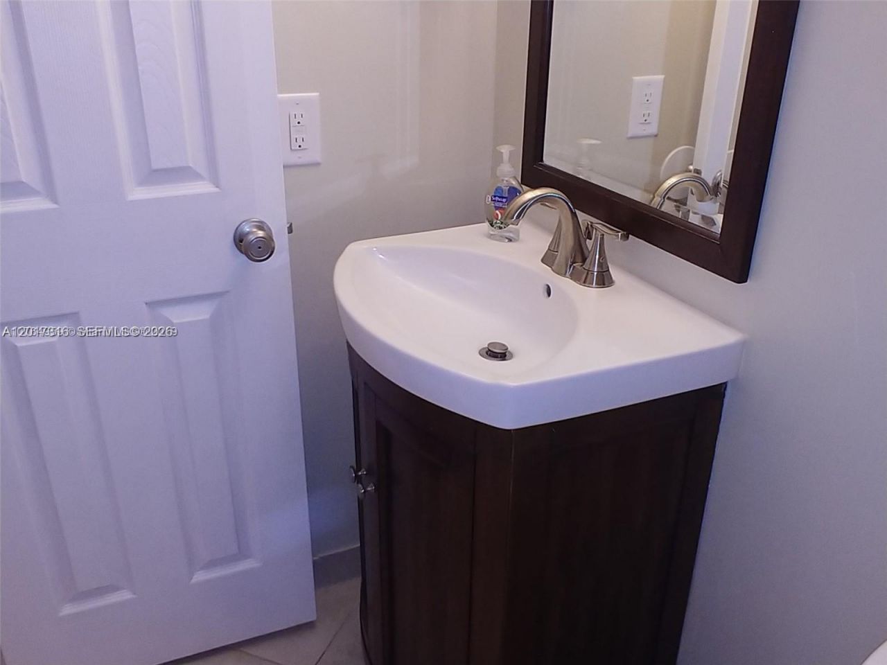 660 Tennis Club Dr , Unit 101, Fort Lauderdale, FL 33311 Photo