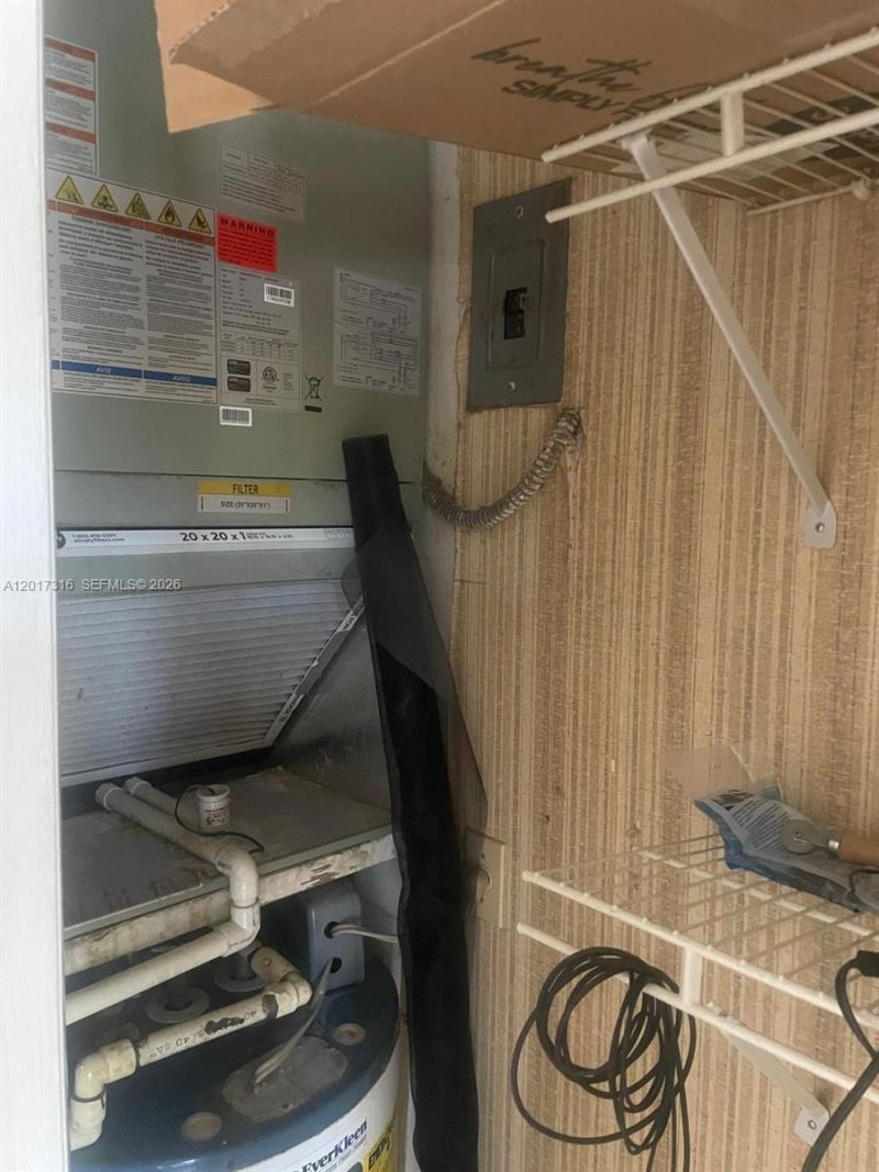 660 Tennis Club Dr , Unit 101, Fort Lauderdale, FL 33311 Photo