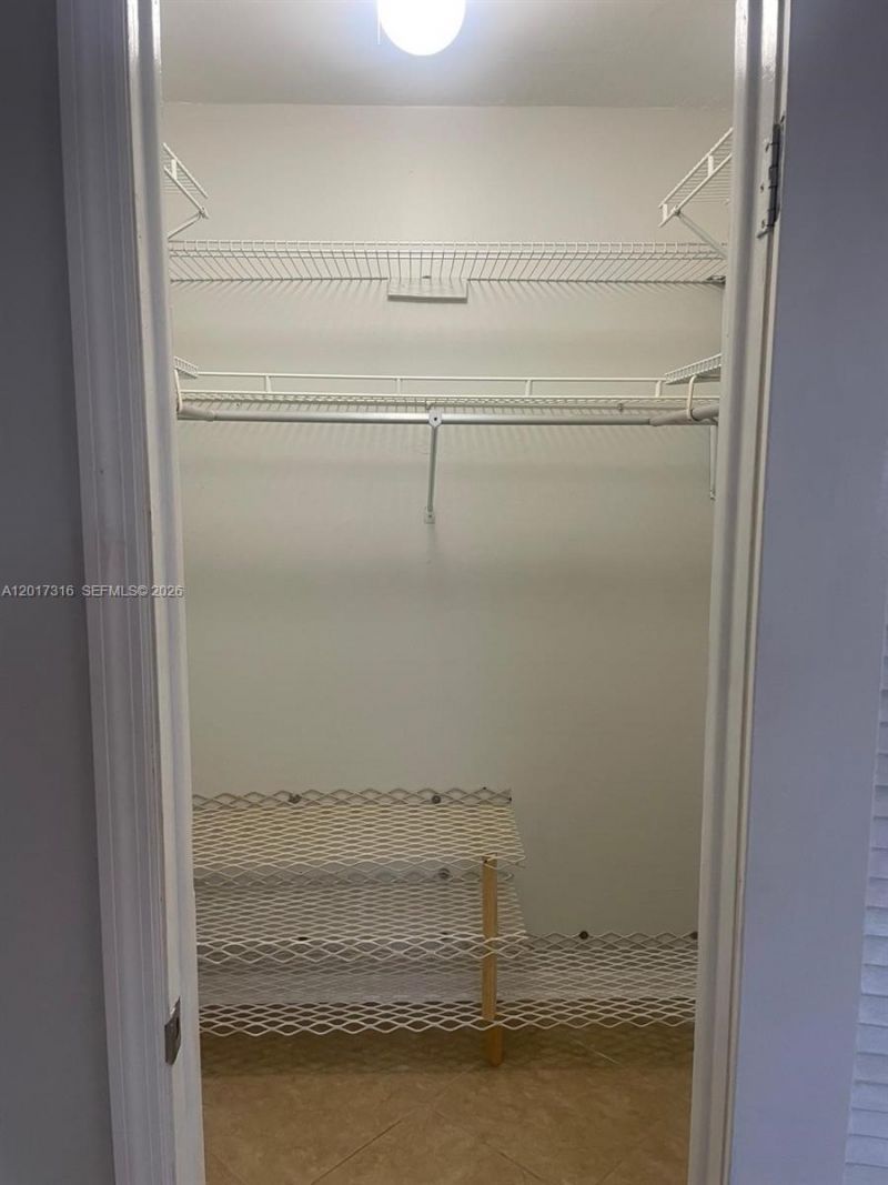 660 Tennis Club Dr , Unit 101, Fort Lauderdale, FL 33311 Photo