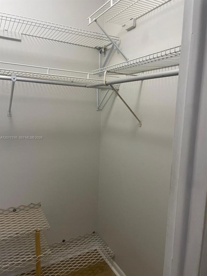 660 Tennis Club Dr , Unit 101, Fort Lauderdale, FL 33311 Photo