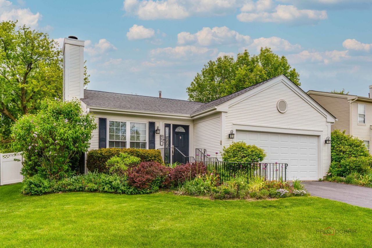 864 Fox Chase Drive, Round Lake Beach, IL 60073 Main Photo