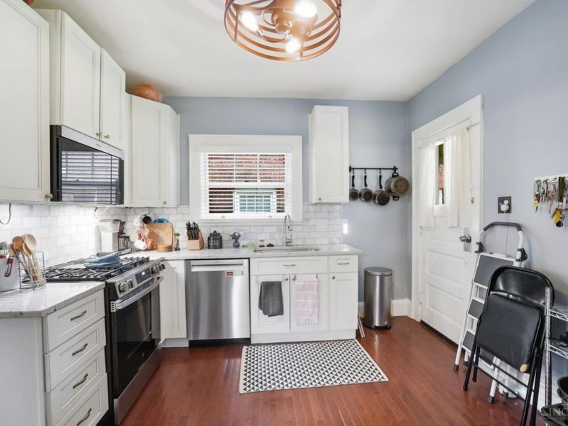 961 Marion Avenue, Cincinnati, OH 45229 Photo 10