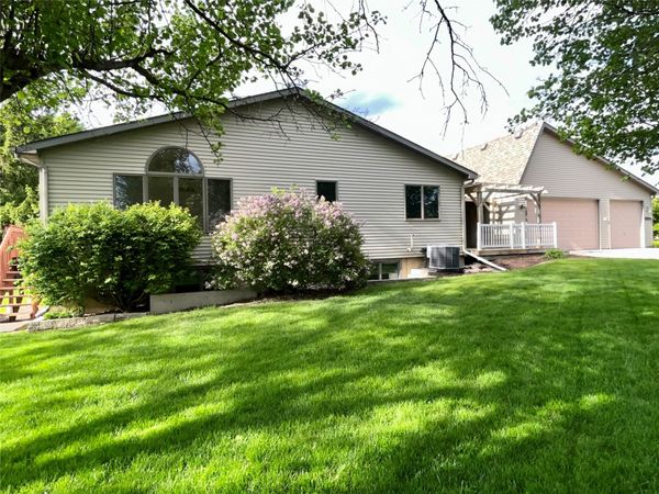 3201 Polaris Drive, Ames, IA 50010