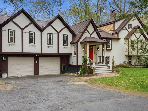 47 Tanglewood Dr, Scituate, MA 02066