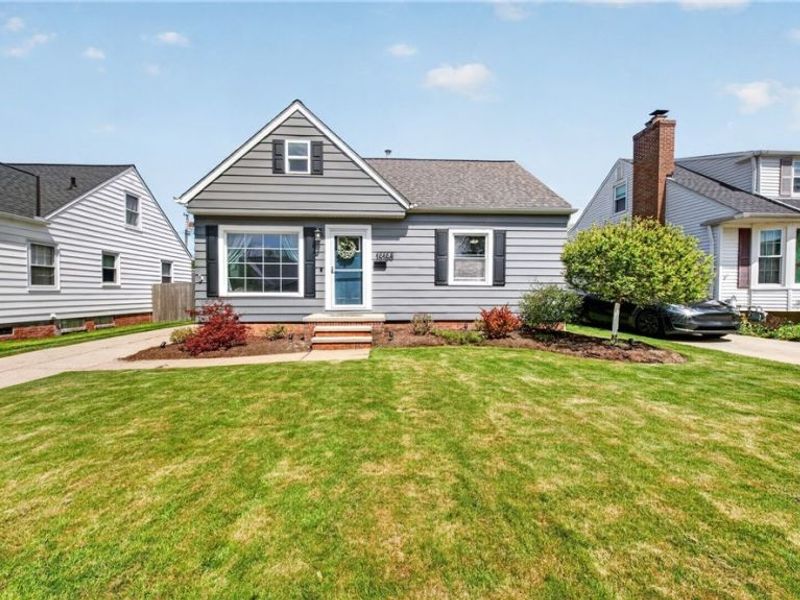 16168 Brinbourne Avenue, Middleburg Heights, OH 44130 Photo 1