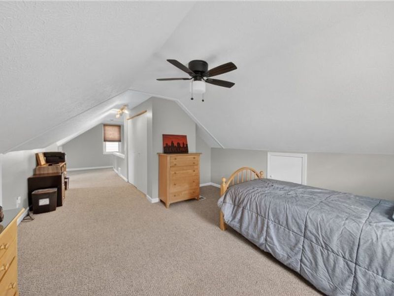 16168 Brinbourne Avenue, Middleburg Heights, OH 44130 Photo 17