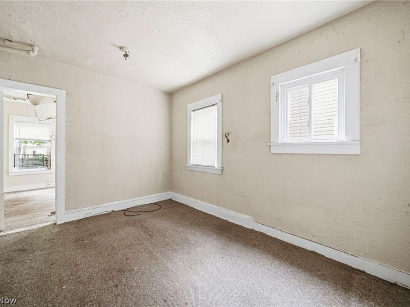 10022 Adams Avenue, Cleveland, OH 44108 Photo 15