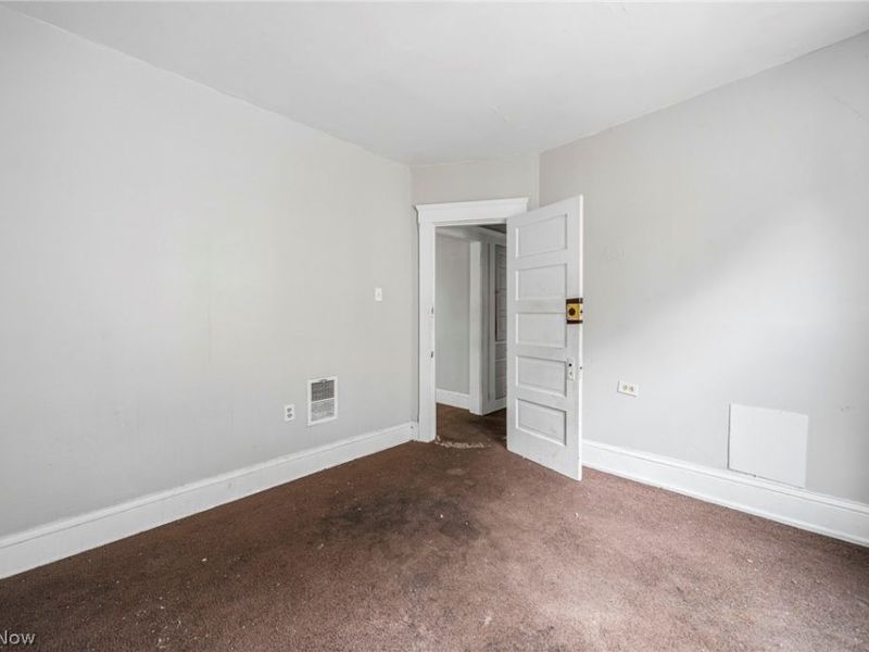 10022 Adams Avenue, Cleveland, OH 44108 Photo 28