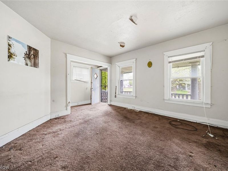 10022 Adams Avenue, Cleveland, OH 44108 Photo 6