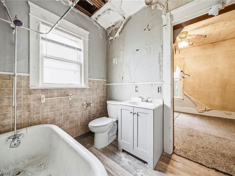 6732 Edna Avenue, Cleveland, OH 44103 Photo 28