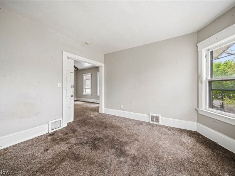 6732 Edna Avenue, Cleveland, OH 44103 Photo 6