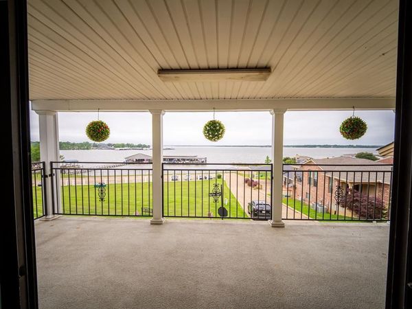 5724 Marina Bay Drive , Shreveport, LA 71119