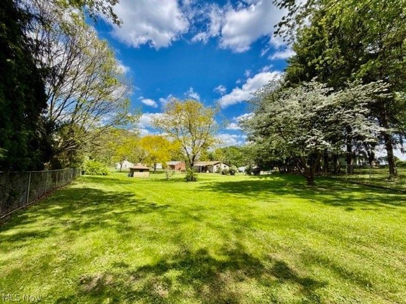 6867 Wren Avenue NW, North Canton, OH 44720 Photo 4