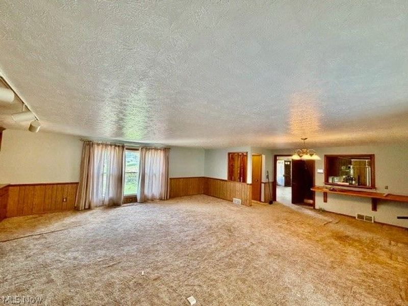 6867 Wren Avenue NW, North Canton, OH 44720 Photo 8