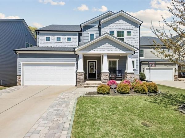 129 Grove View Road , Woodstock, GA 30189