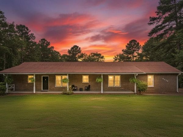 6372 Valley Dale Drive, Riverdale, GA 30274